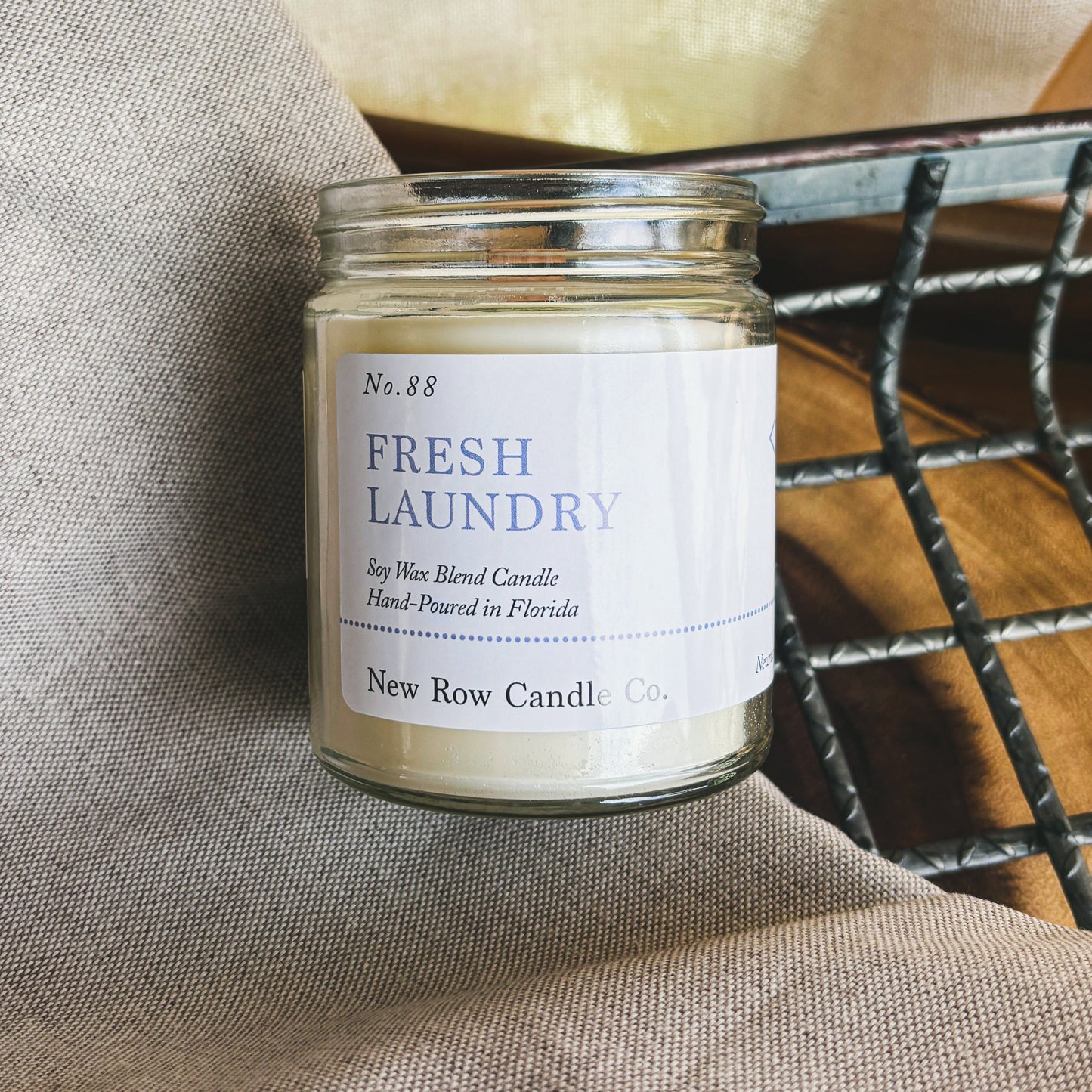 New Row Candle Co Fresh Laundry Wood Wick Farmhouse 7 oz Candle