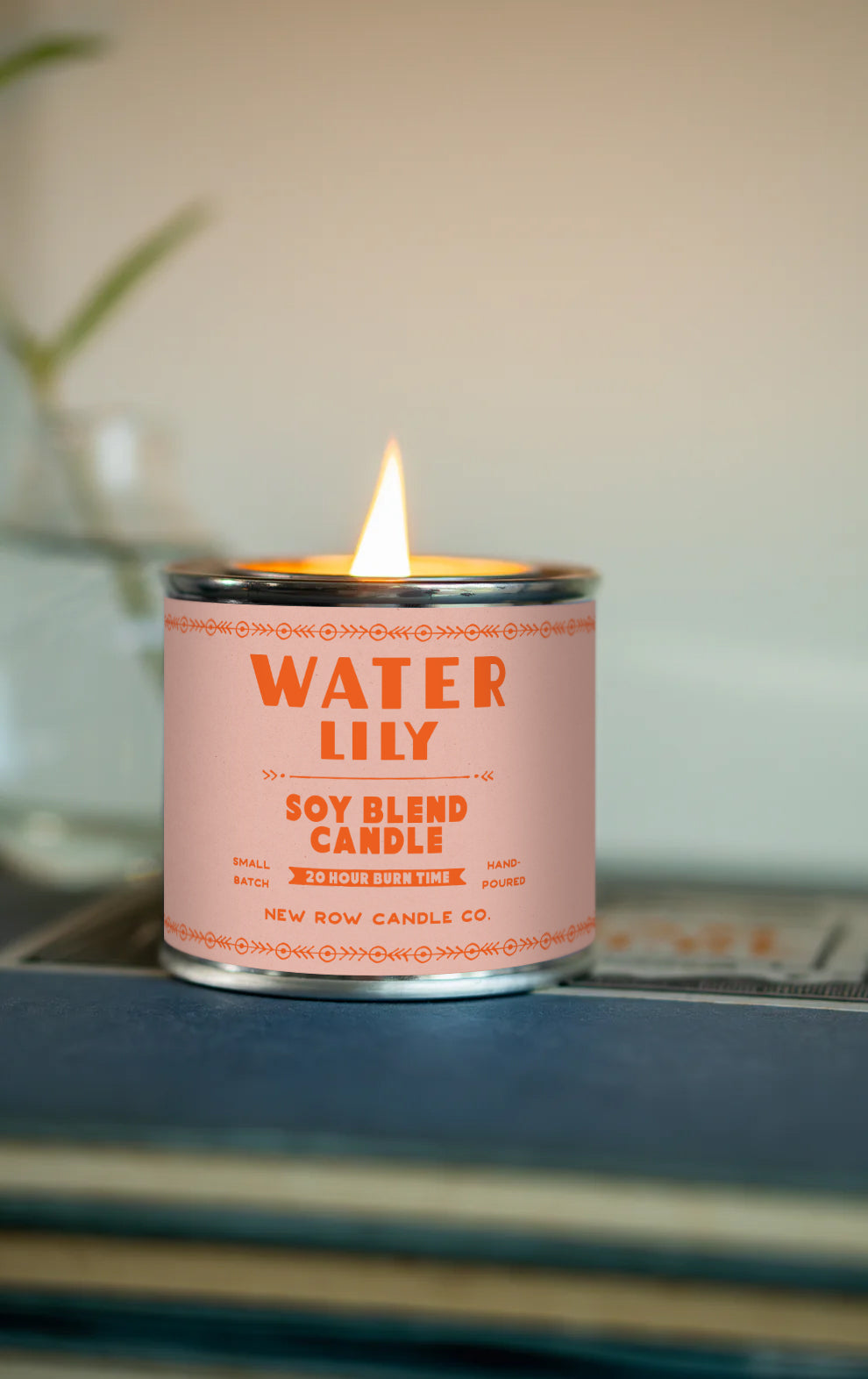 Water Lily Wood Wick Paint Tin Candle | Quarter Pint Tin Candle